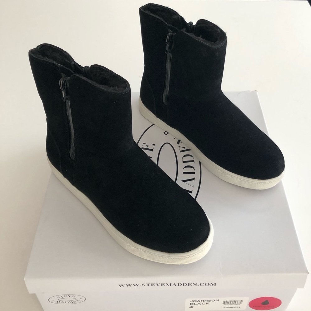 SALE. LOWEST PRICE!!! NEW. Steve Madden Kids Boots (Girls) - Picture 4 of 6